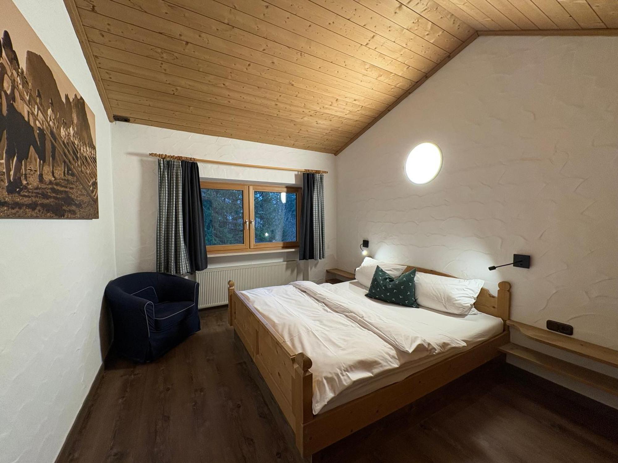 Апартаменты Dreimaederlhaus Am Berg Пфронтен Экстерьер фото